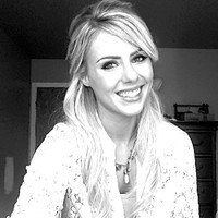 Danielle Neufeld (Larson)