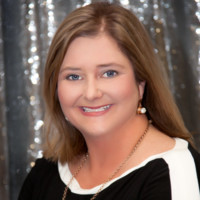 Lori Lowe