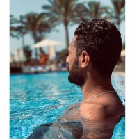 Ezzat R.