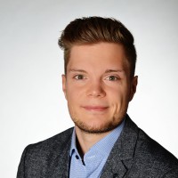 Tim Oelker