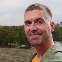 Stefan Lehmkuhl