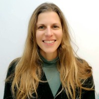 Cintia C.