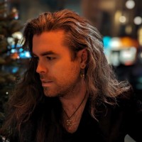 Sean Naughton