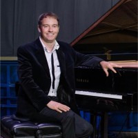 Dustin Klein