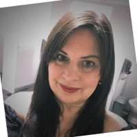 Lesley Glanville