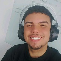 Vinícius Santos