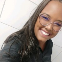 Larissa Lemos