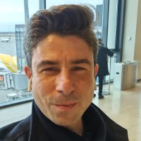Arash Molavi Vasséi