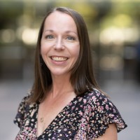 Lesley Nelson