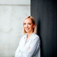 Dr. Annika Bremhorst