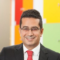 Şafak Erdur