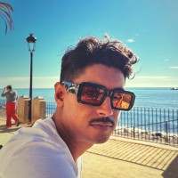 Sandro Jeeawock