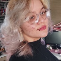 Mariana B. Esquirio