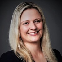 Lenore Oosthuizen