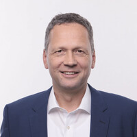 Dr. Dirk Bergmann