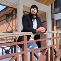 Om Saini
