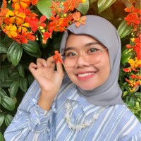 Suryanti Anggrahini Apriyanti