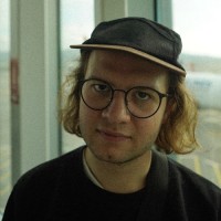 uğur oluş beklemez