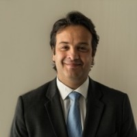Santiago López