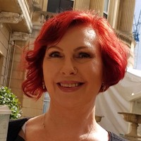 Lindy Brand-Daloze