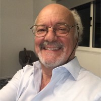 Sr Carlos Franco