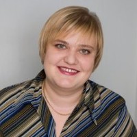 Елена Костина