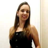 Thais Sararoli