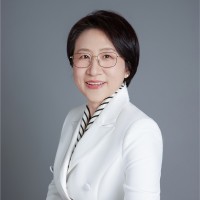 Gloria Guan
