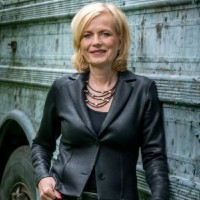 Angelique van Dooren