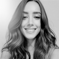 Duygu Özçelik (Paylaşmak)