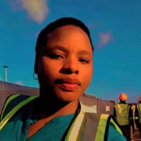 Yvonne Hleketani Mbombi
