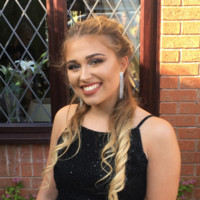 Lauren Crompton