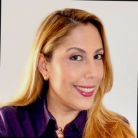 Elizabeth Bravo