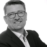 Stefan R. Frank