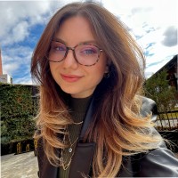 Özge B.