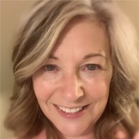 Leslie Treat