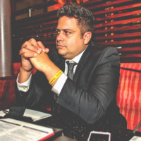 Luis Vallecillo