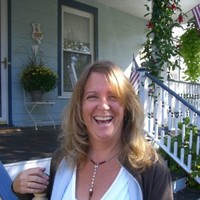 Christine McCausland