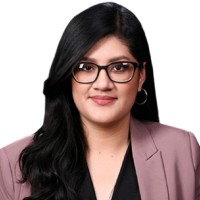 Alejandra Arias Donato