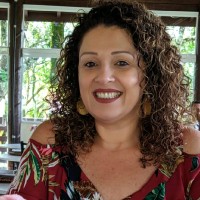 Claudia Fernandes