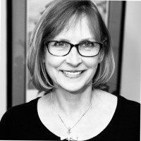 Yvonne Lamb