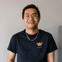 Hoàng Hà Lê