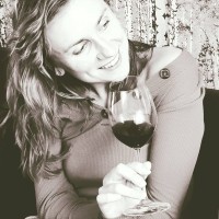 Lotte Karolina Gabrovits (M.Sc. Double Degree, M.A.)