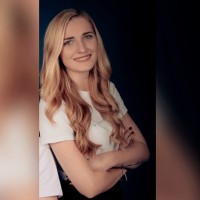 Julia Stieghan
