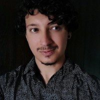 Lucas R.