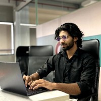 Hadi Mujeeb K