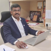 Dr Moorthy