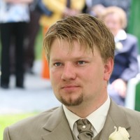 Damjan Menard