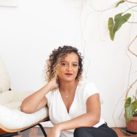 Natalia de Menezes Gomes