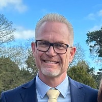 Damien Ellis